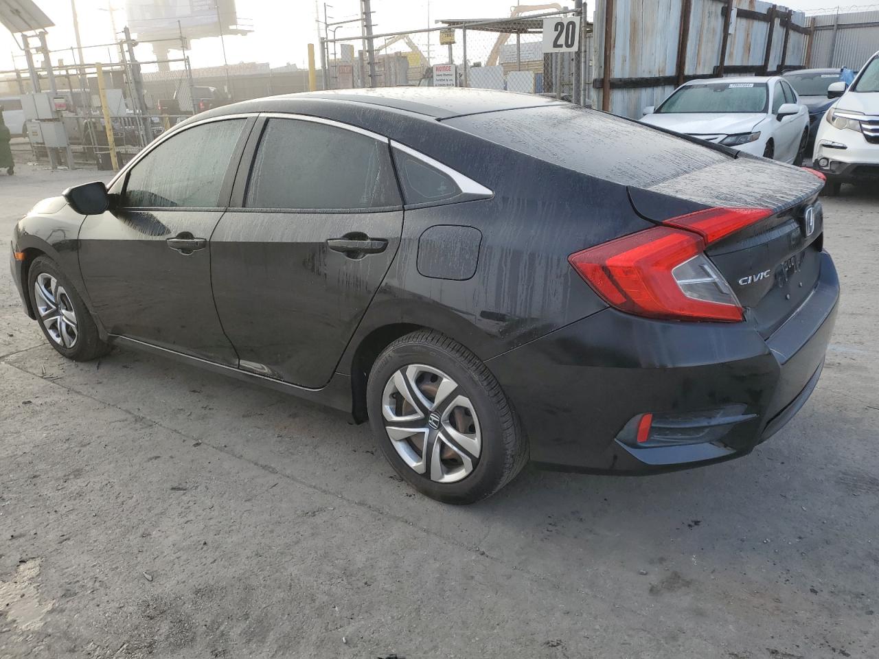 2HGFC2F55JH521567 2018 HONDA CIVIC - Image 2