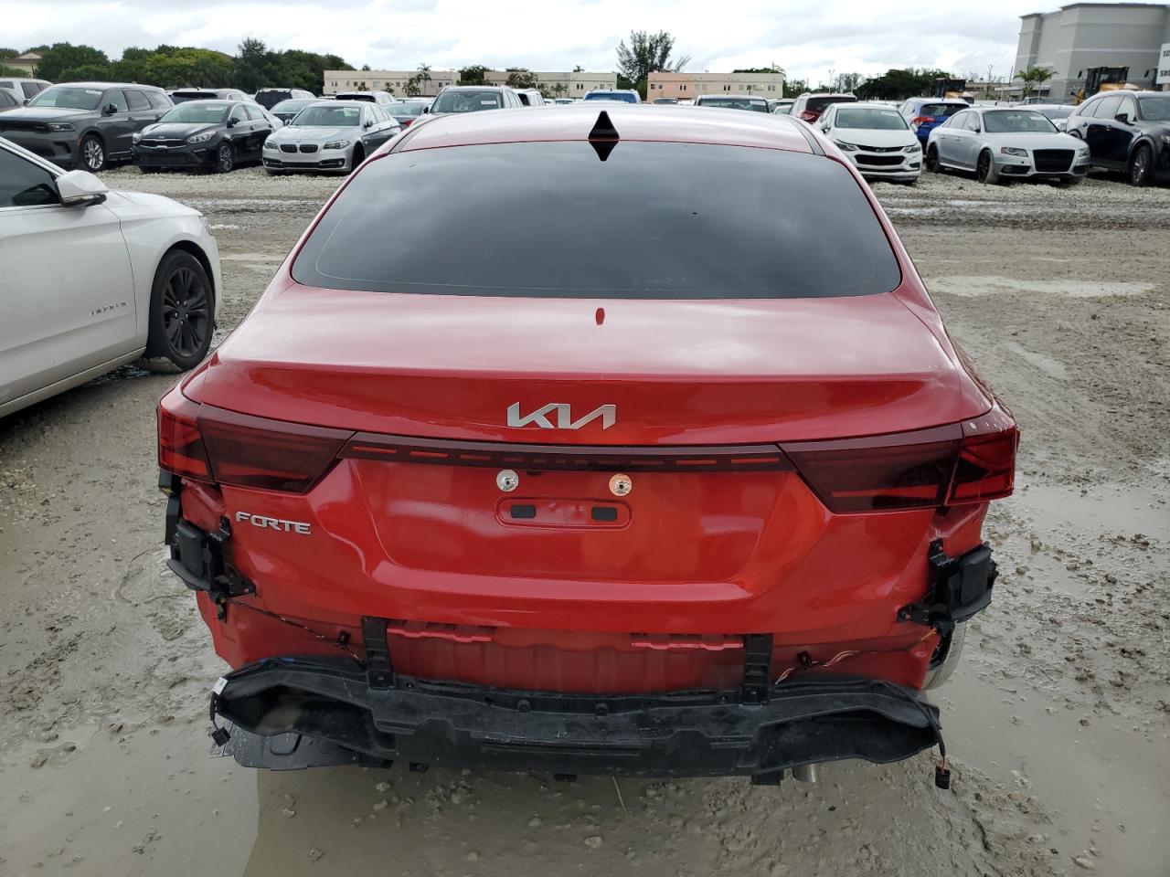 2023 Kia Forte - Image 6