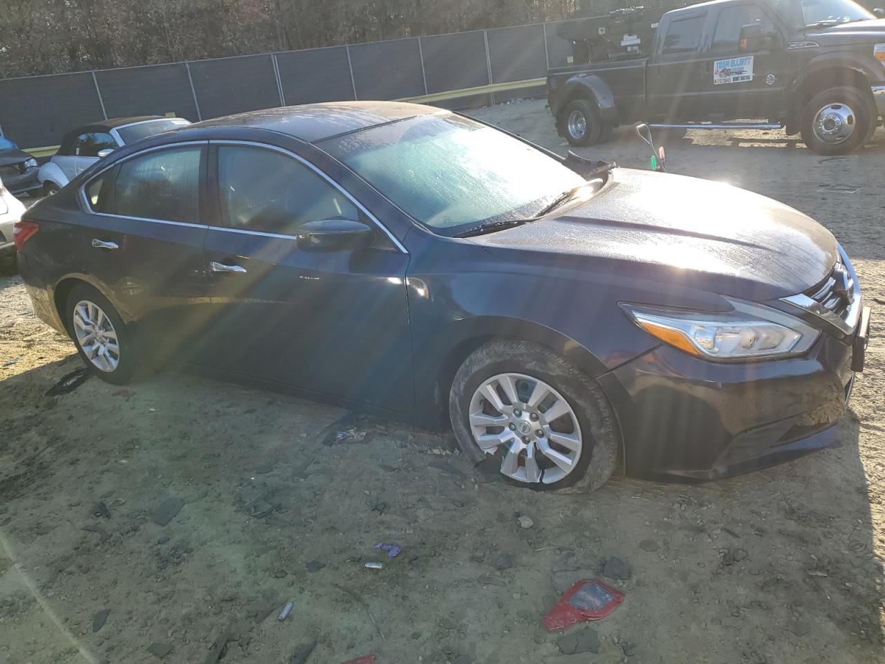 2016 Nissan Altima - Image 4