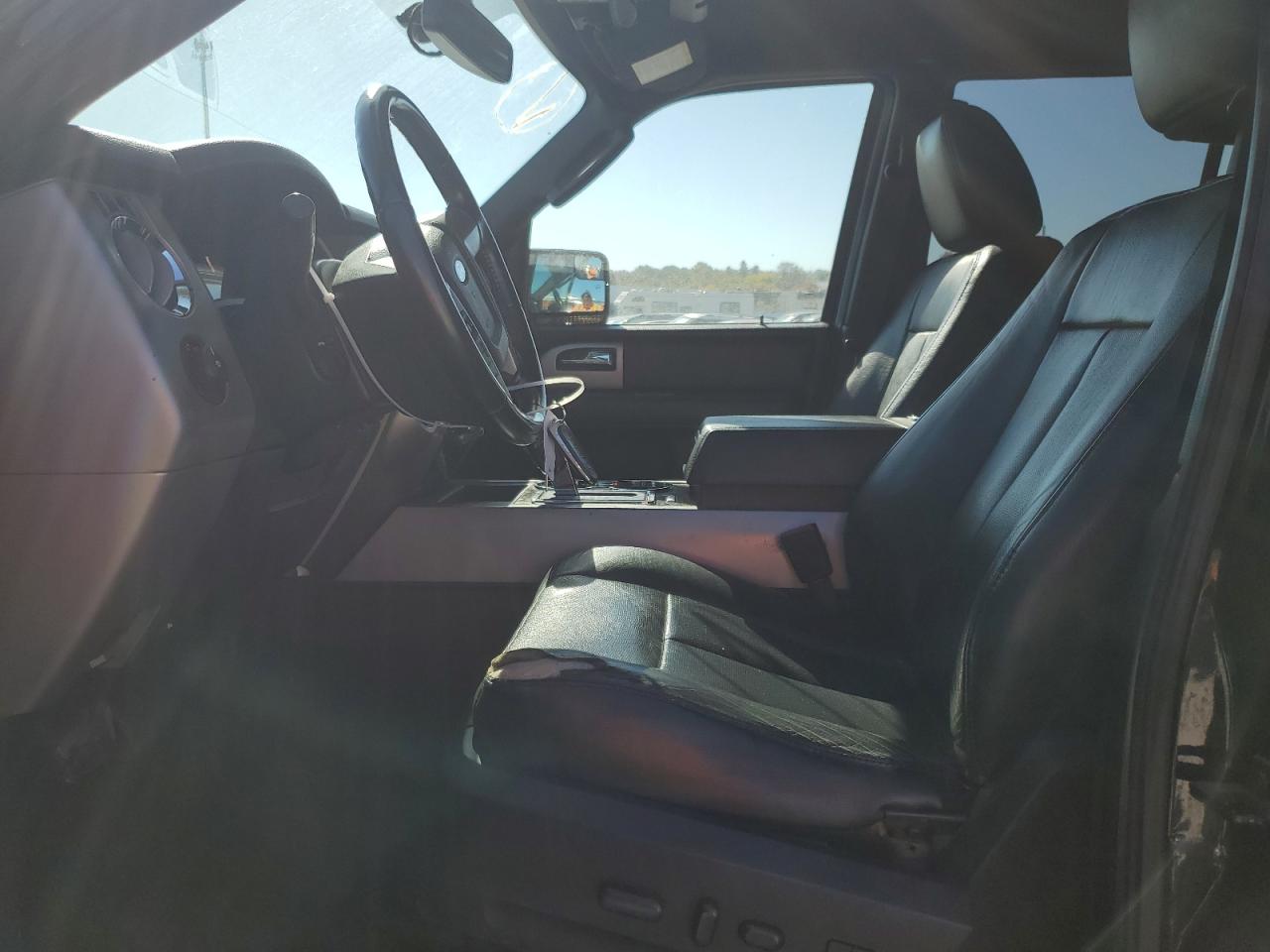 2016 Ford Expedition Limited VIN: 1FMJU1KT0GEF49762 Lot: 69632914