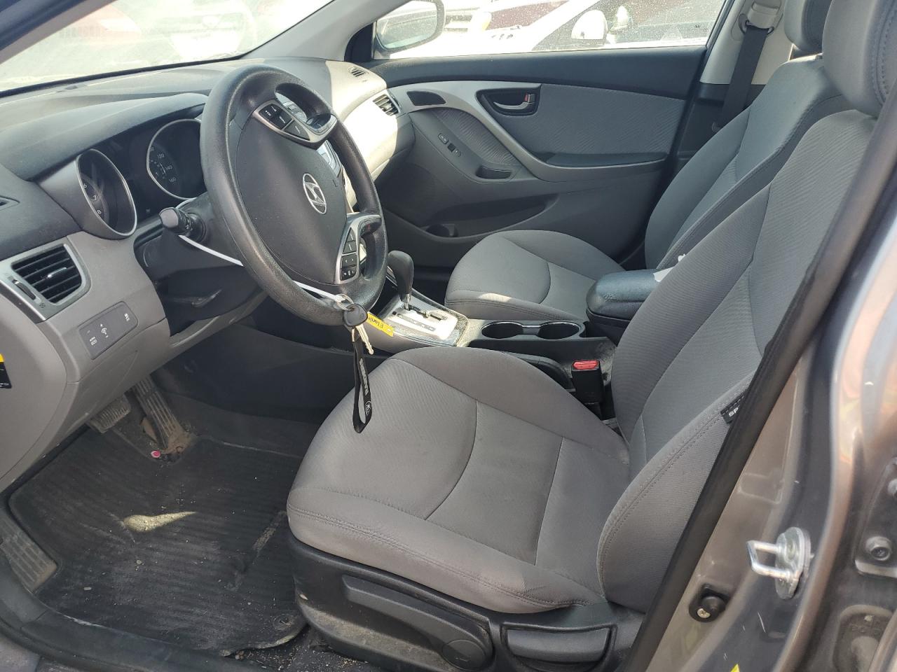 KMHDH4AE0DU936318 2013 Hyundai Elantra Gls