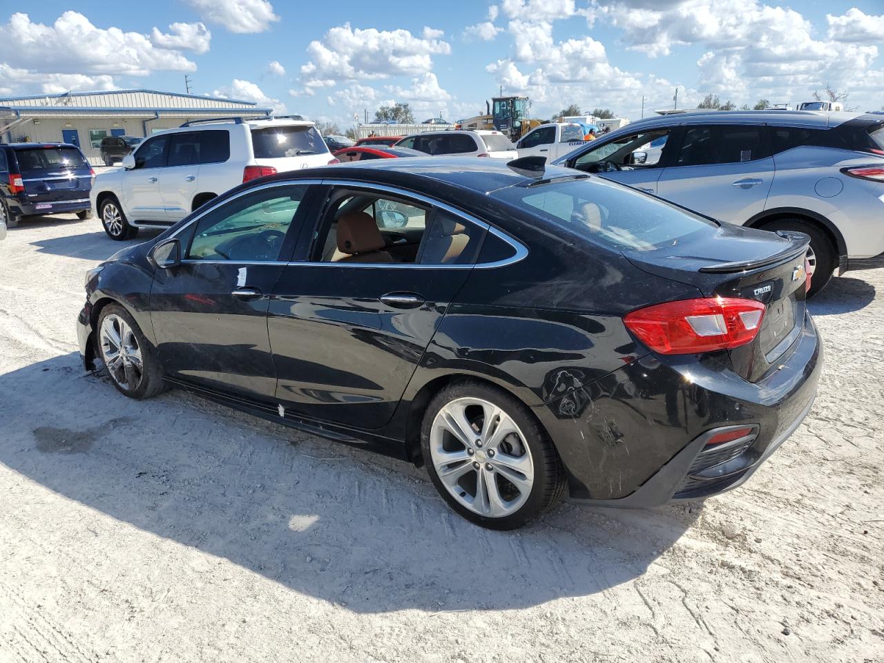 2016 Chevrolet Cruze - Image 2