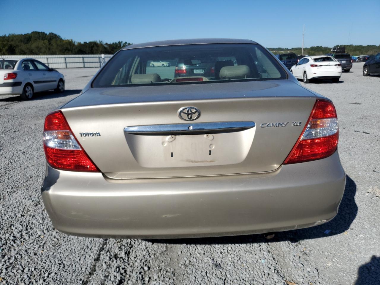 2003 Toyota Camry Le VIN: 4T1BE32K73U206841 Lot: 75683854