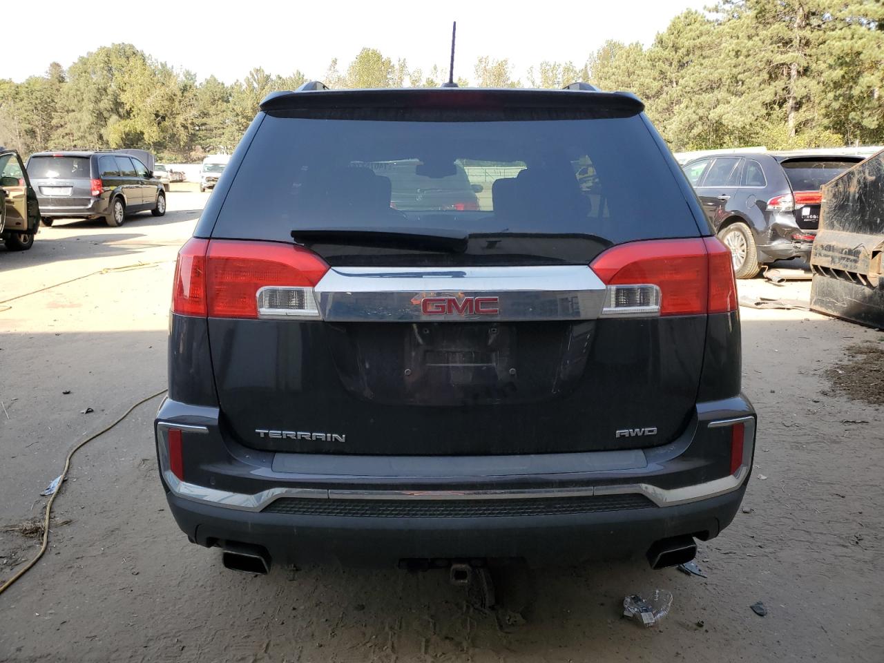 2GKFLUE35G6349981 2016 GMC Terrain Slt