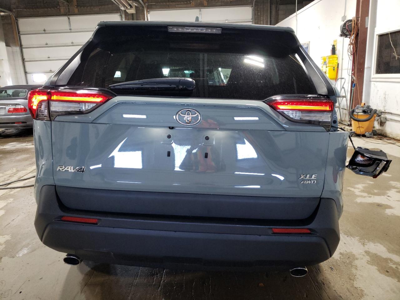 2019 Toyota Rav4 Xle Premium VIN: 2T3A1RFV7KW008751 Lot: 77997384