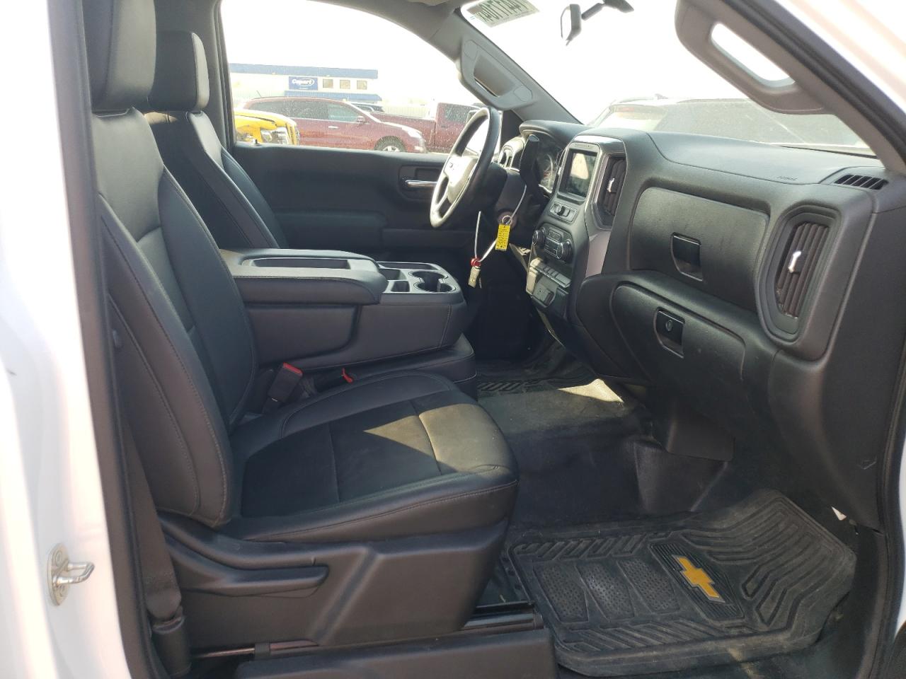 2019 Chevrolet Silverado - Image 10