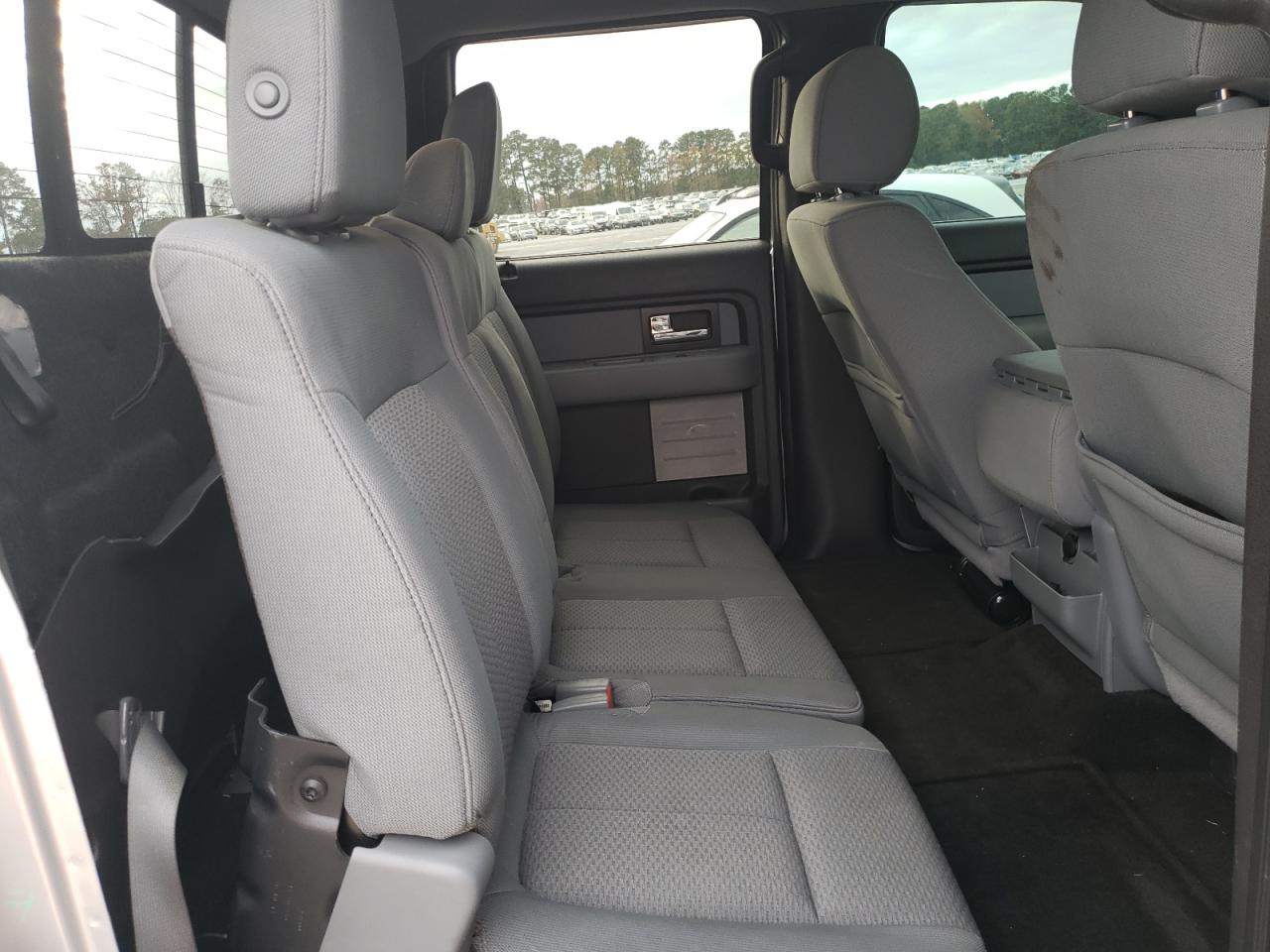 2013 Ford F-150 - Image 10
