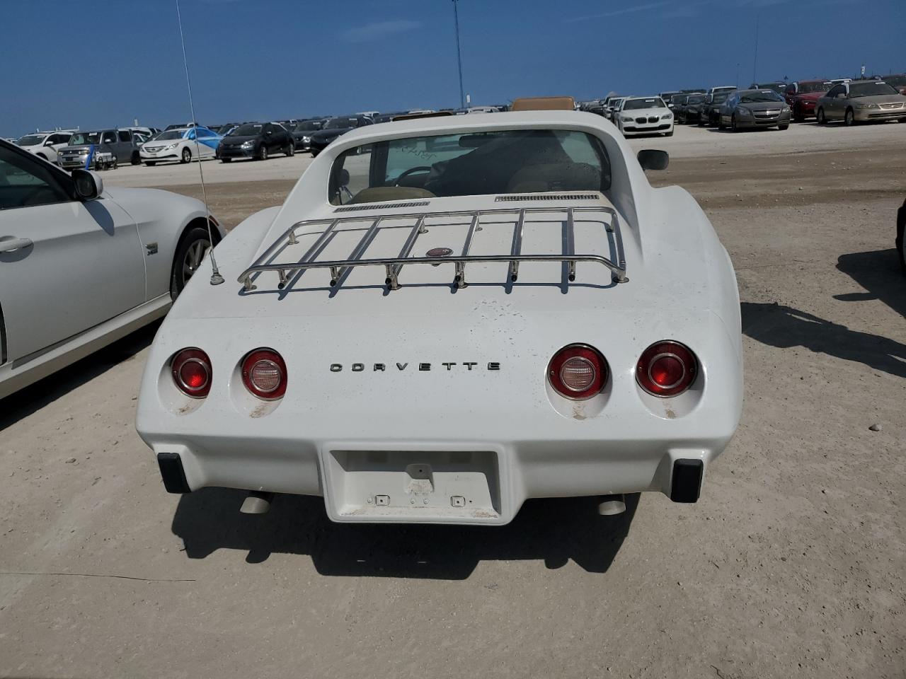 1975 Chevrolet Stingray VIN: 1Z37J5S415144 Lot: 75243094