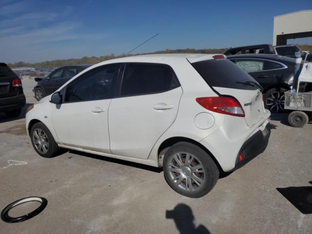 Hatchbacks MAZDA 2 2014 White