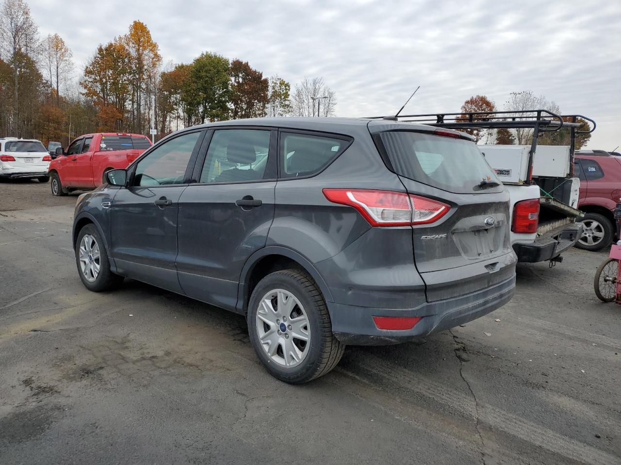 2016 Ford Escape S VIN: 1FMCU0F7XGUB27696 Lot: 77573104