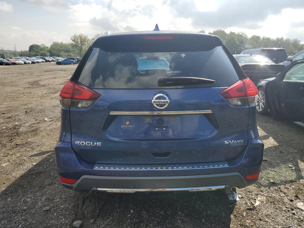 KNMAT2MV6HP560220 2017 Nissan Rogue S