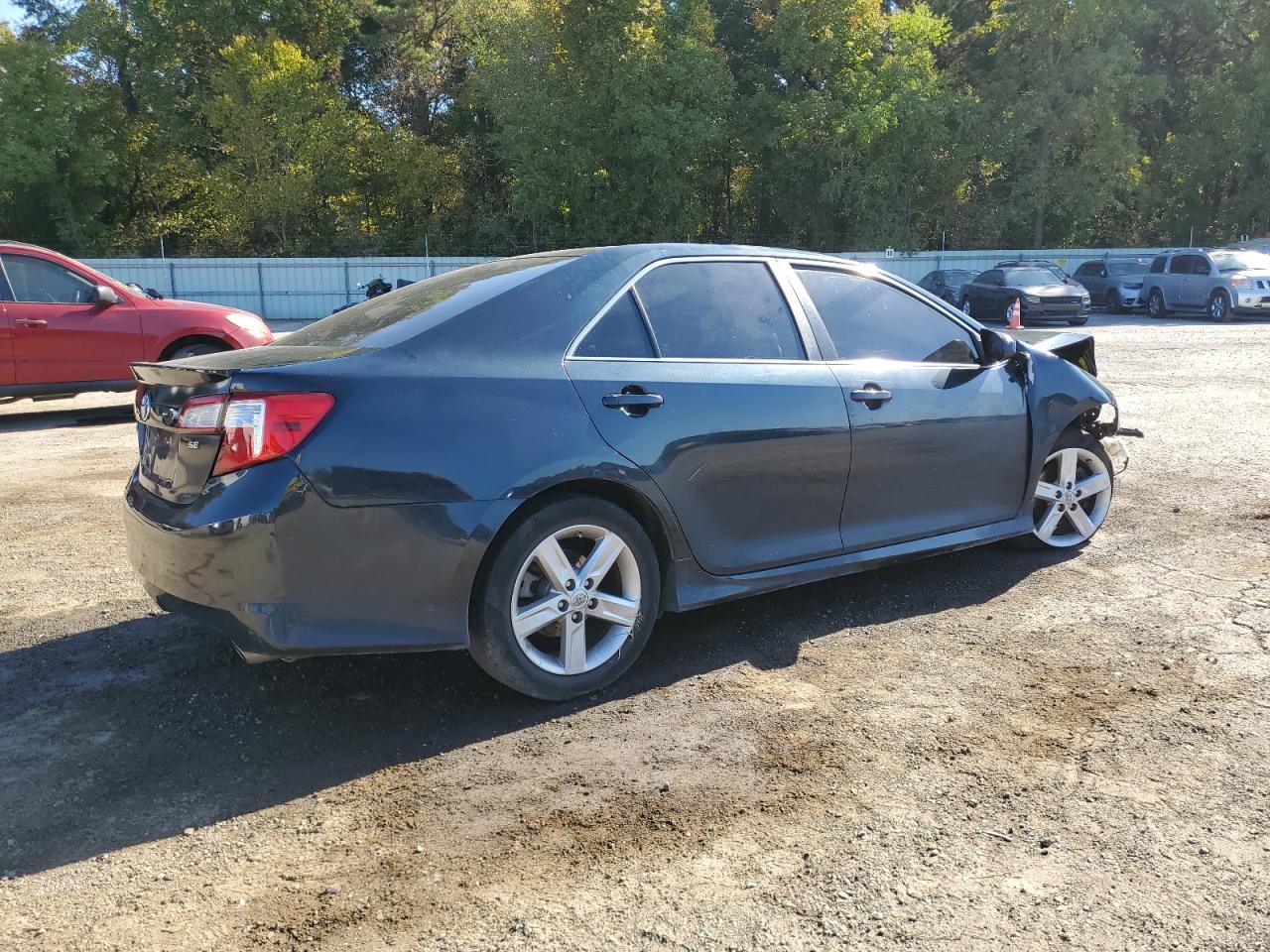 VIN 4T1BF1FK6DU275792 2013 TOYOTA CAMRY no.3