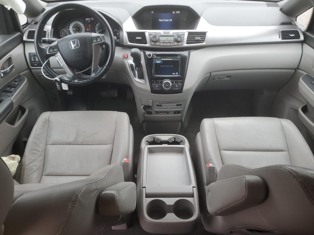 2016 Honda Odyssey - Image 8