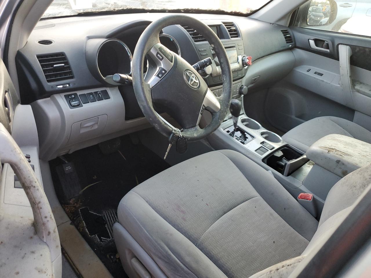 2011 Toyota Highlander - Image 8