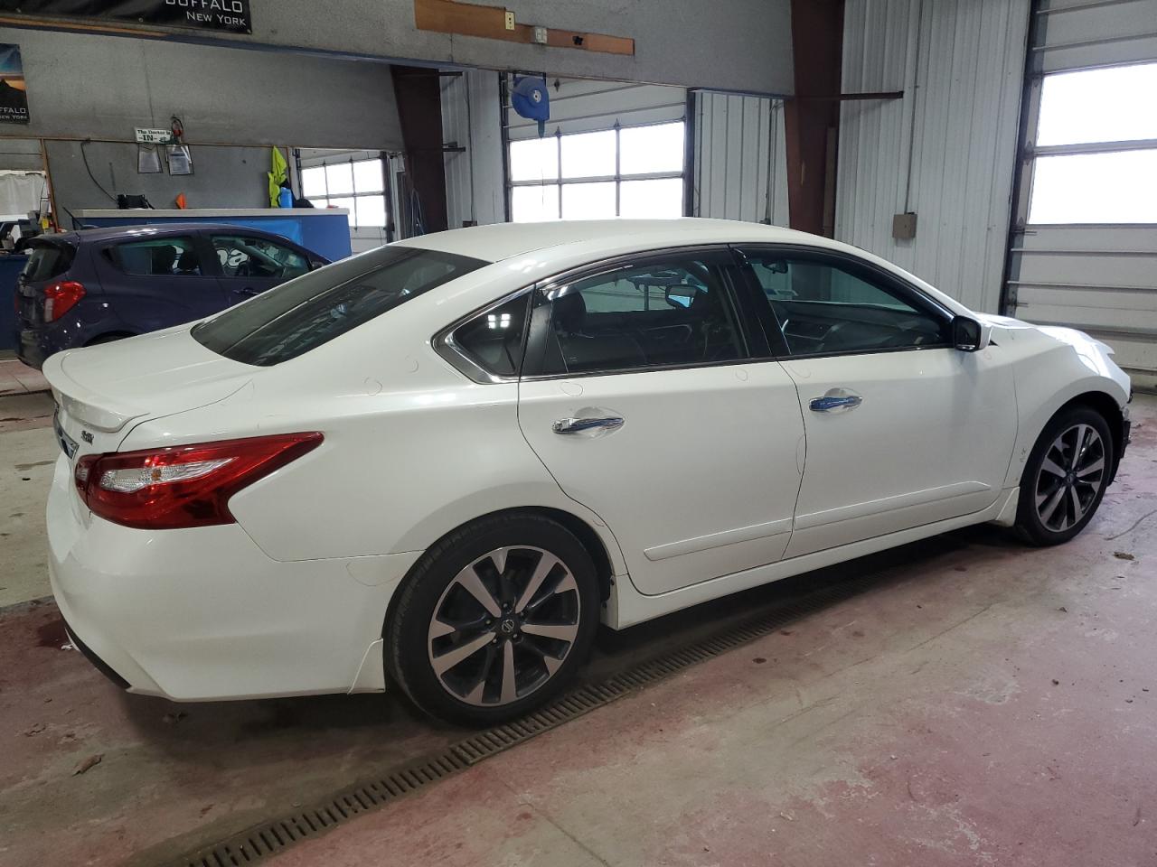 1N4AL3AP4HC484537 2017 Nissan Altima 2.5