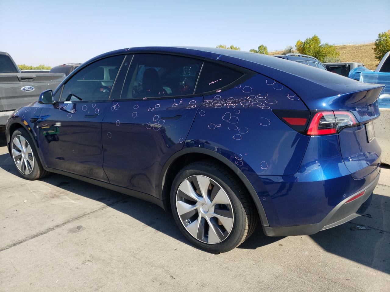 5YJYGDEE5MF083880 2021 Tesla Model Y