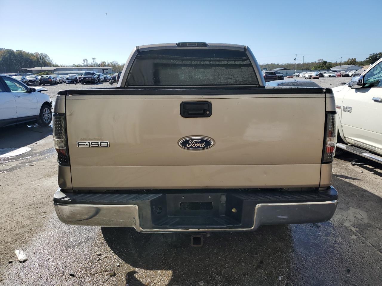 2004 Ford F-150 - Image 6