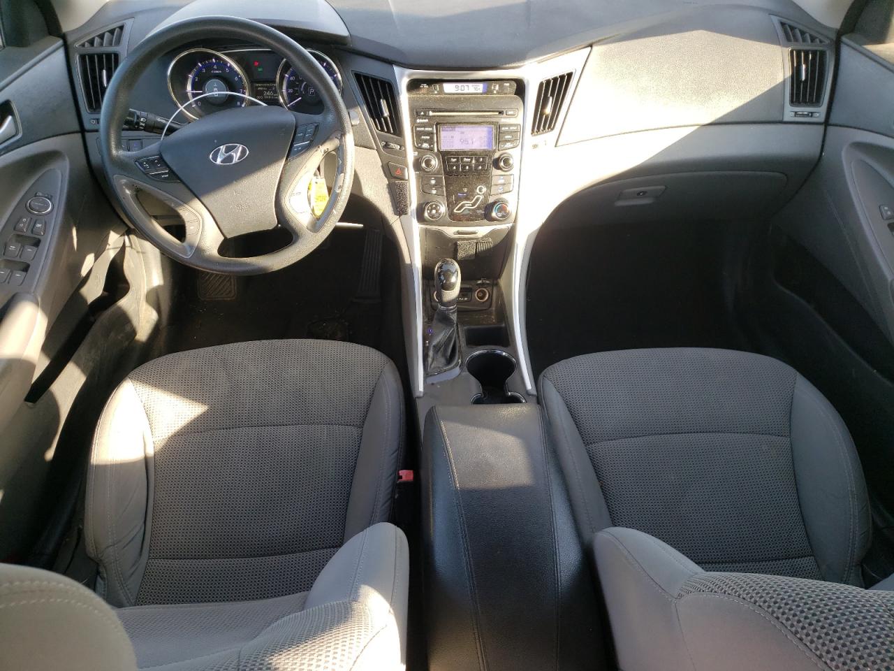 5NPEB4AC3DH634251 2013 Hyundai Sonata Gls