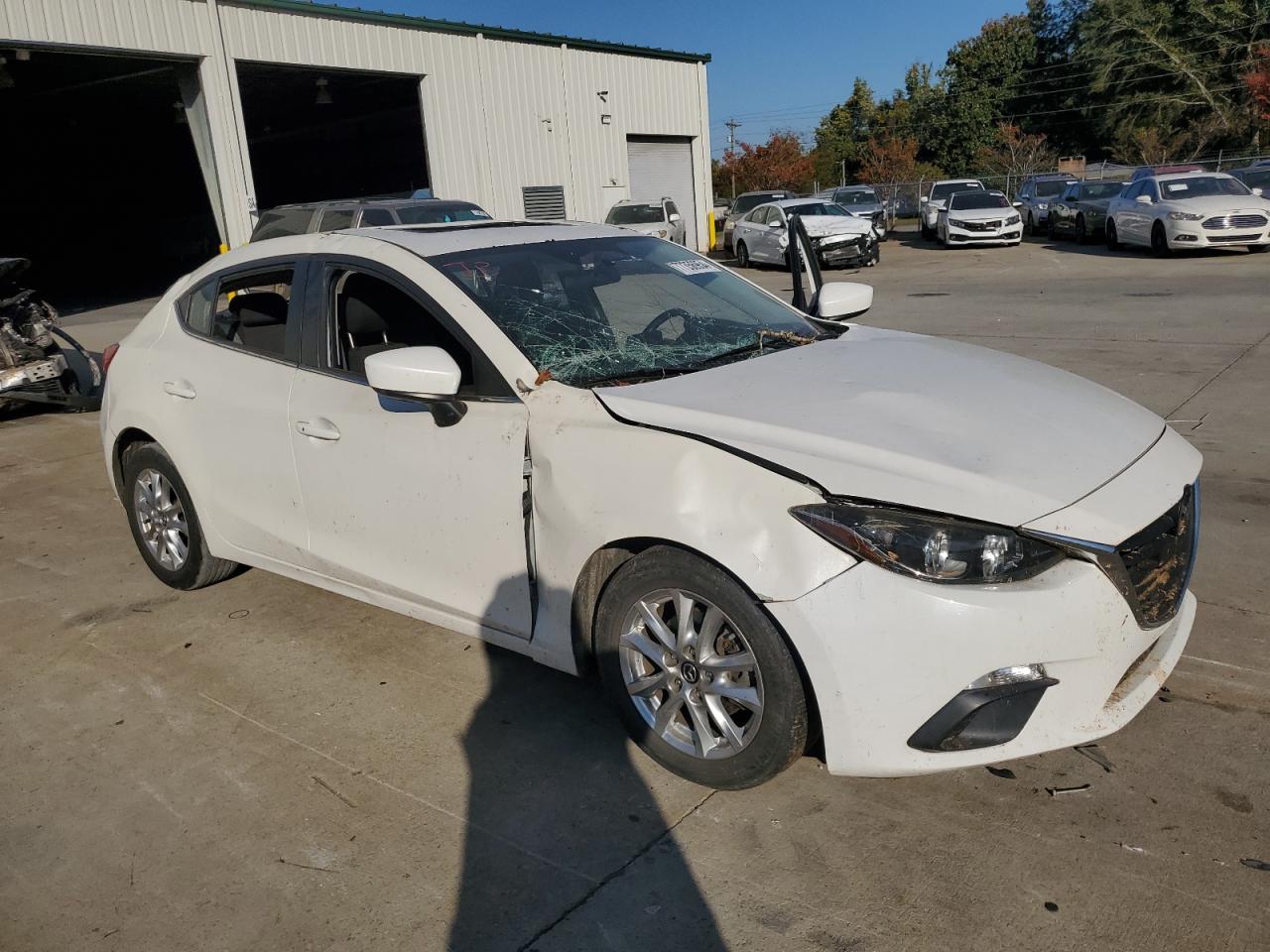 2014 Mazda 3 - Image 4