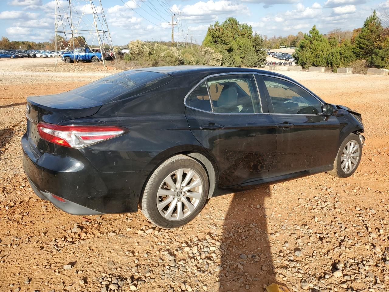2018 Toyota Camry - Image 3