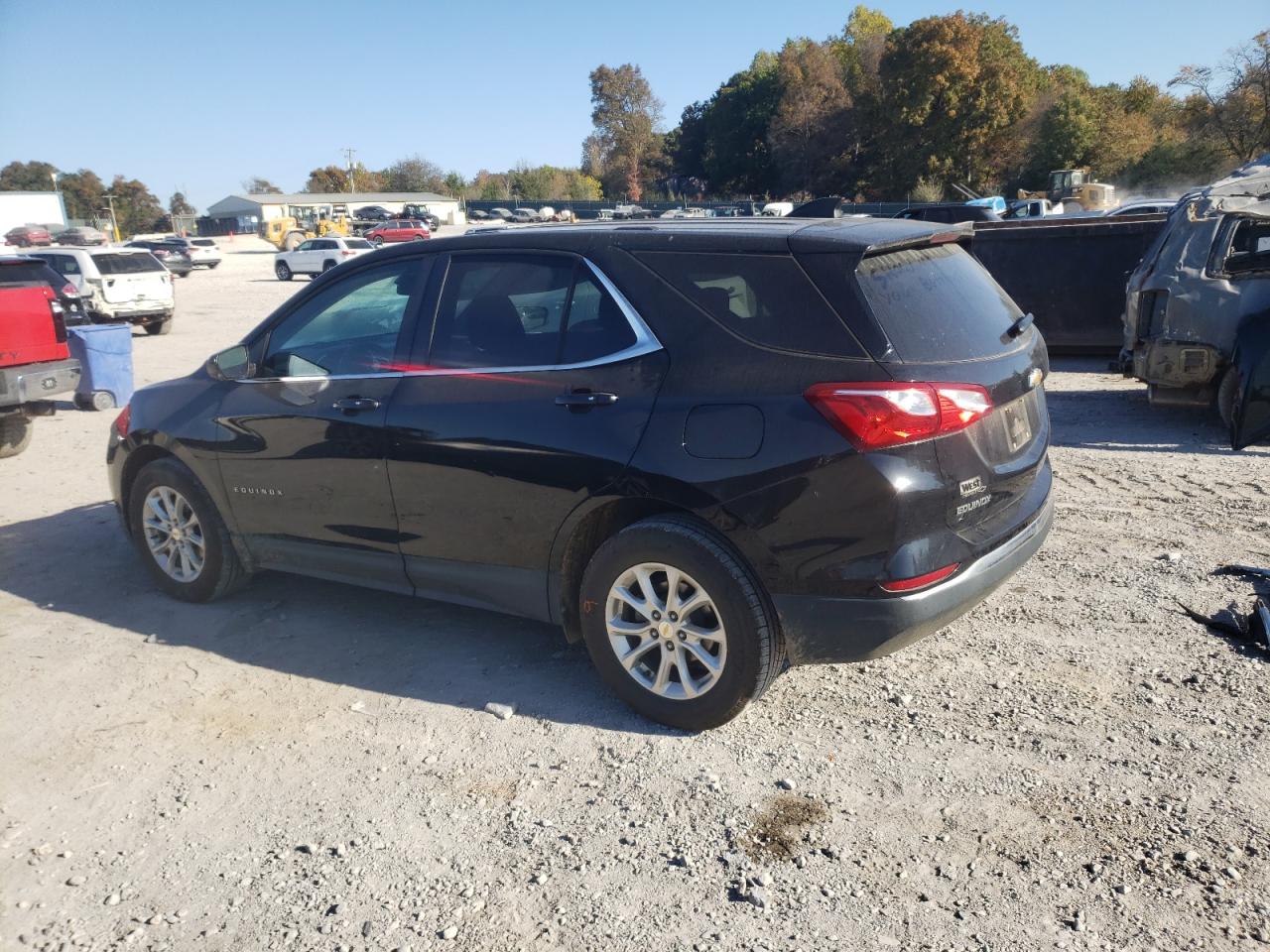 2018 Chevrolet Equinox - Image 2