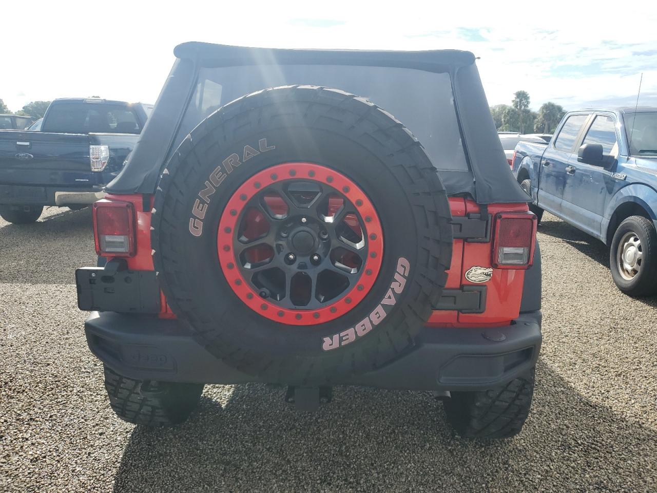 1C4BJWDG7GL164788 2016 Jeep Wrangler Unlimited Sport