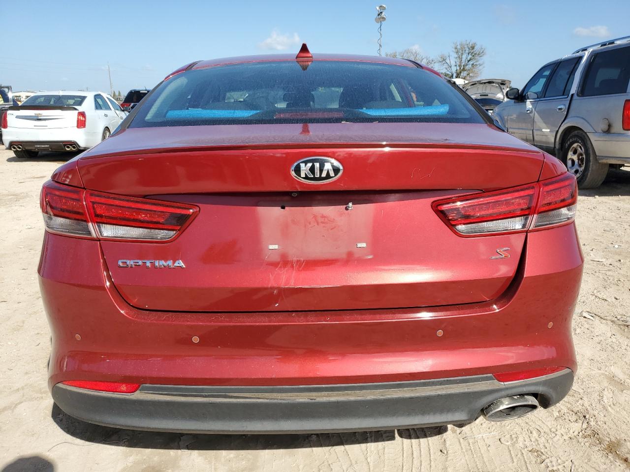 2018 Kia Optima Lx VIN: 5XXGT4L37JG221744 Lot: 77248454