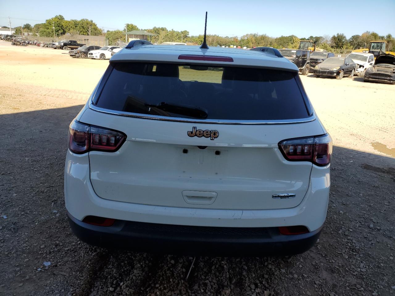 2019 Jeep Compass Latitude VIN: 3C4NJCBB7KT679502 Lot: 76348014