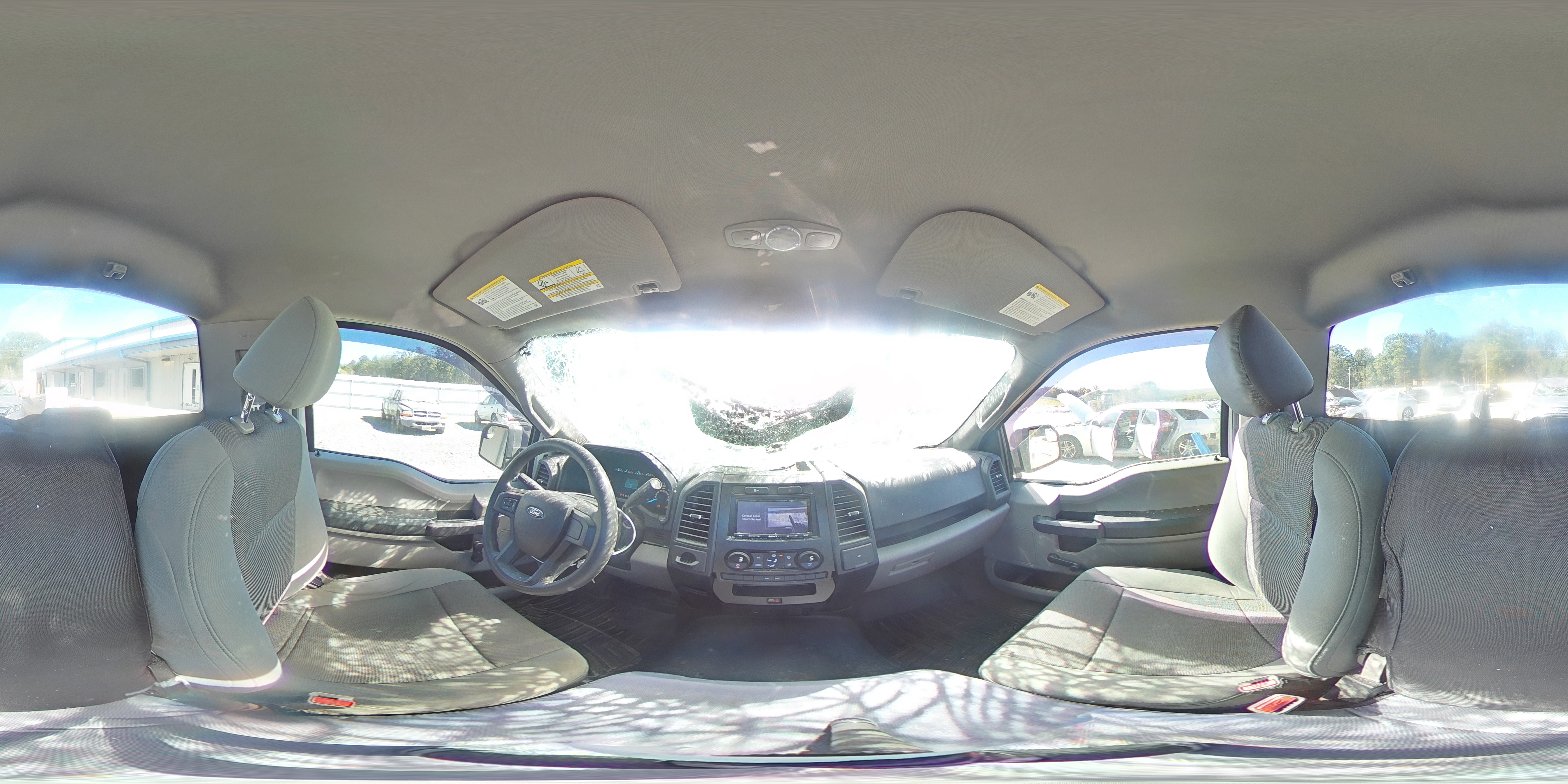 2016 Ford F150 VIN: 1FTMF1C82GKE28769 Lot: 74076484