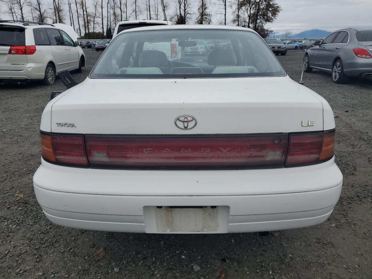 1994 Toyota Camry Le VIN: 4T1SK12EXRU366695 Lot: 78595614