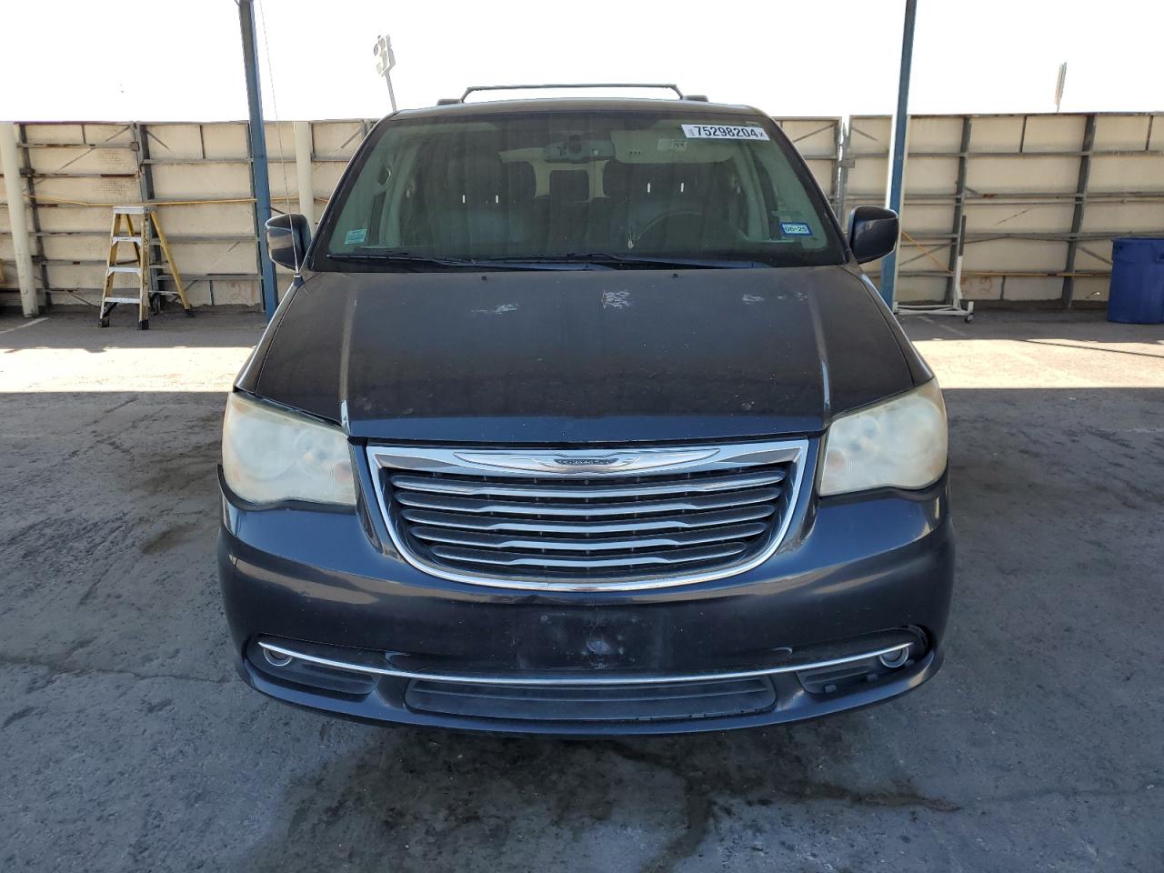 2014 Chrysler Town & Country - Image 5