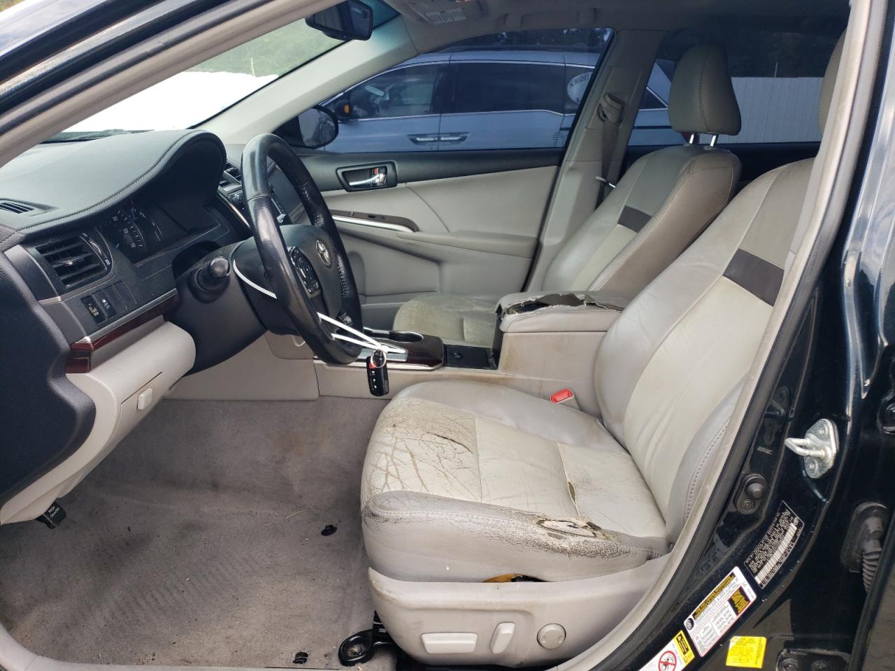 2012 Toyota Camry - Image 7