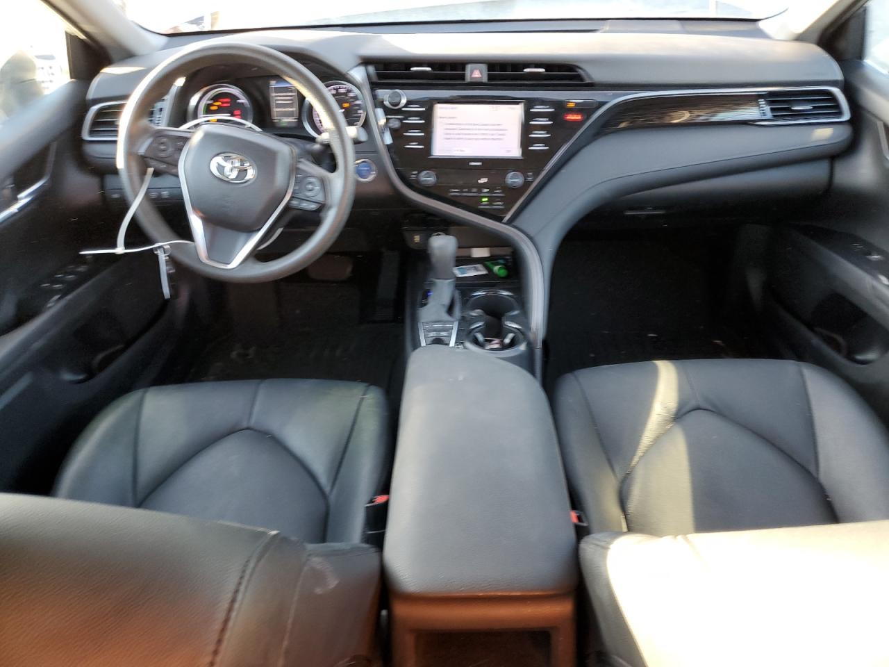 2020 Toyota Camry - Image 8