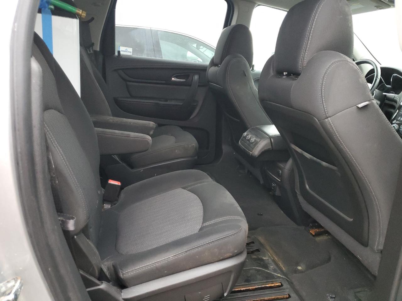 2016 Chevrolet Traverse - Image 11