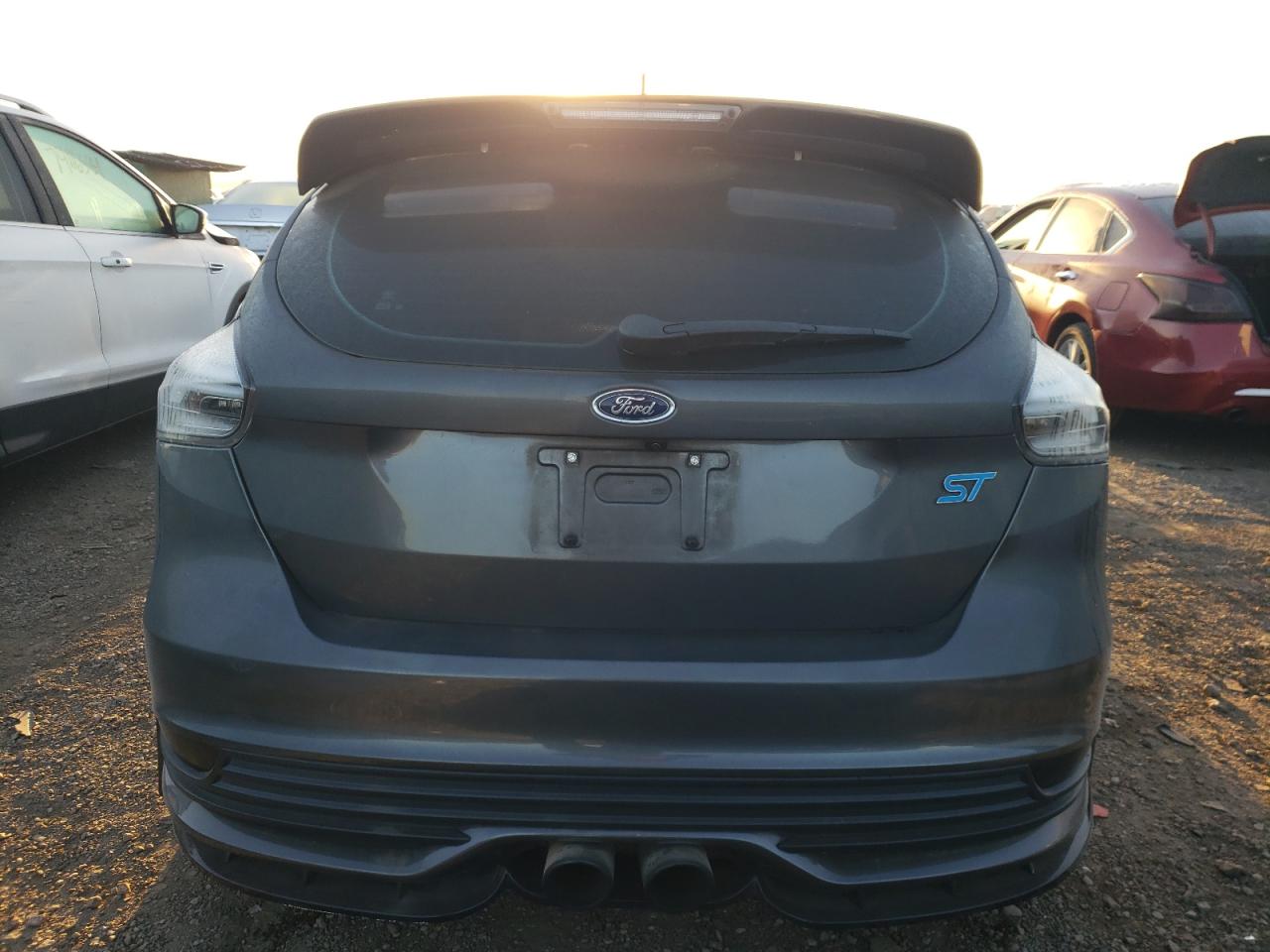 1FADP3L94HL310287 2017 Ford Focus St