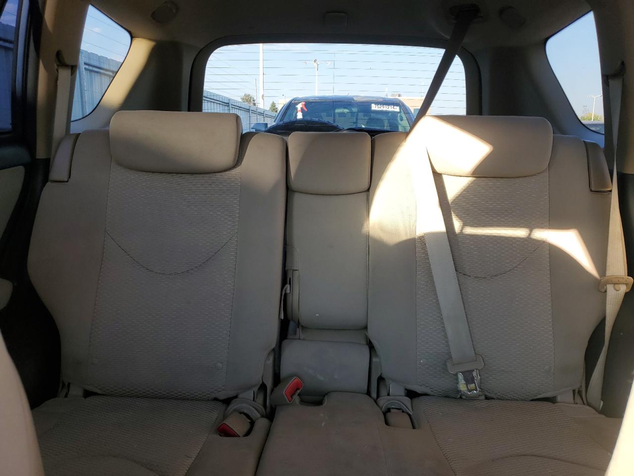 JTMBF4DV6B5045776 2011 Toyota Rav4