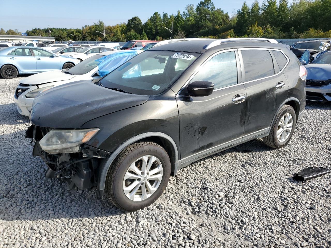 2015 Nissan Rogue - Image 1