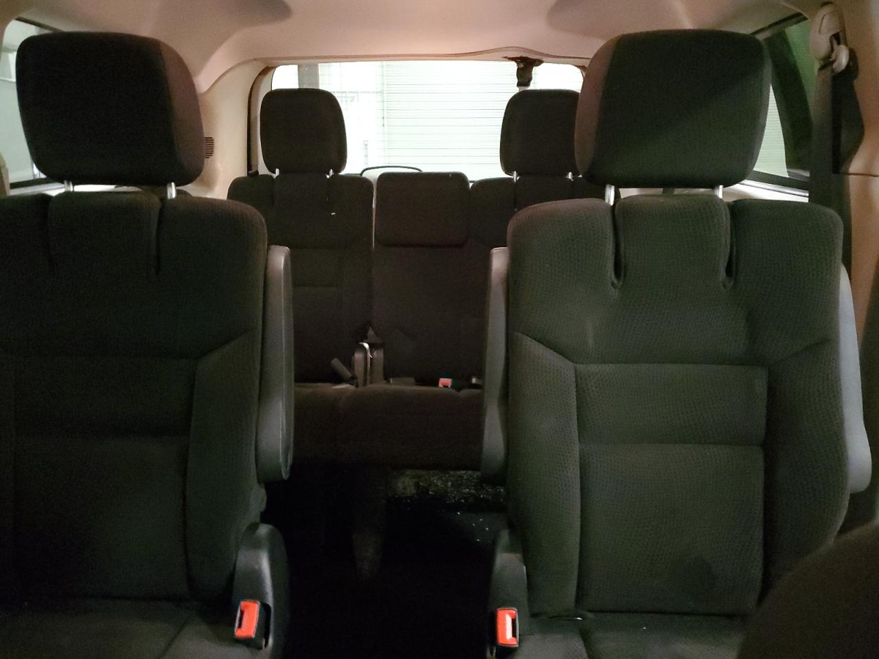 2016 Dodge Caravan - Image 10