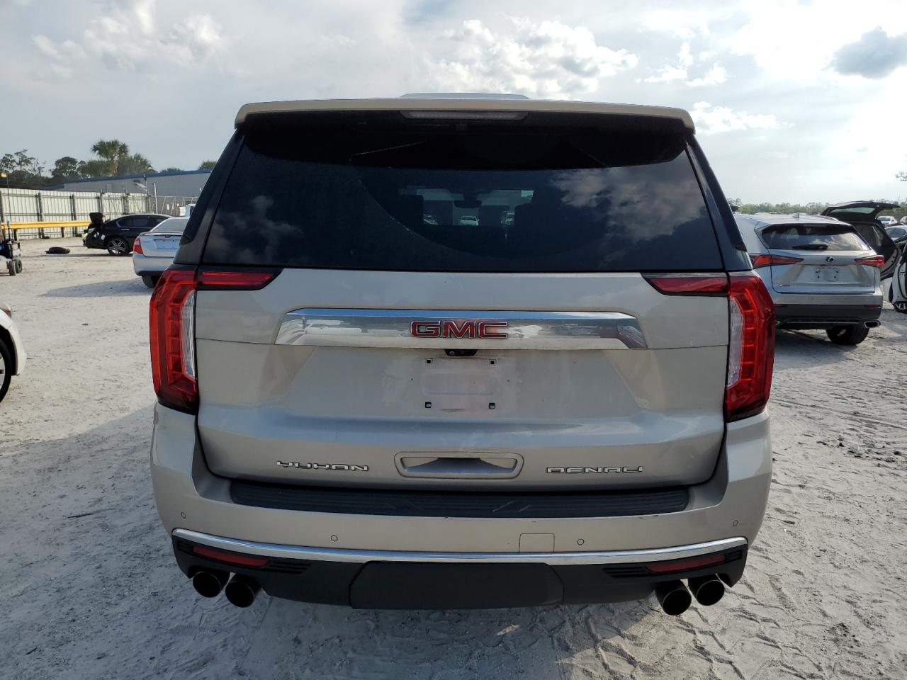 1GKS1JKL9MR147250 2021 GMC Yukon Xl Denali