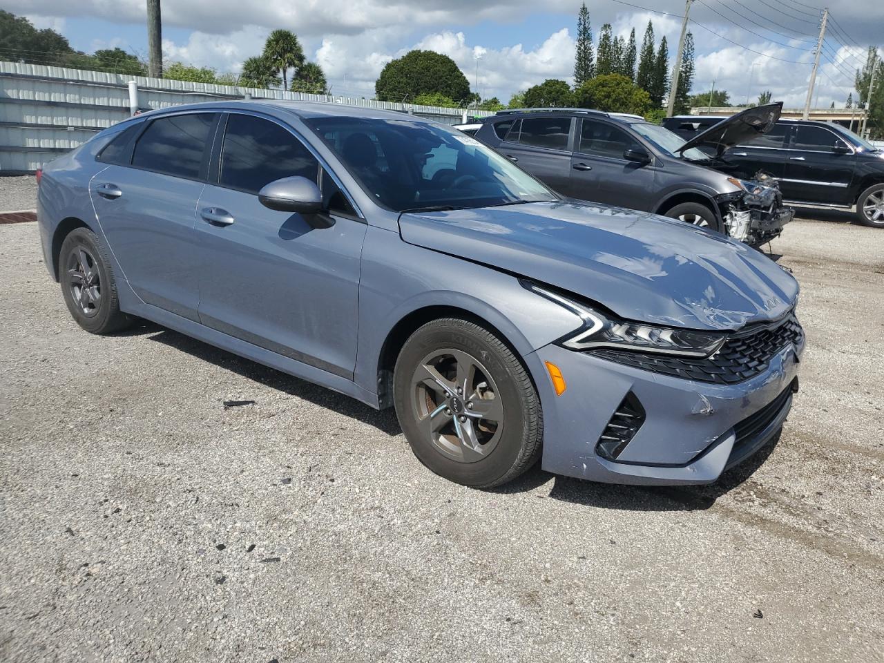 2022 Kia K5 - Image 4