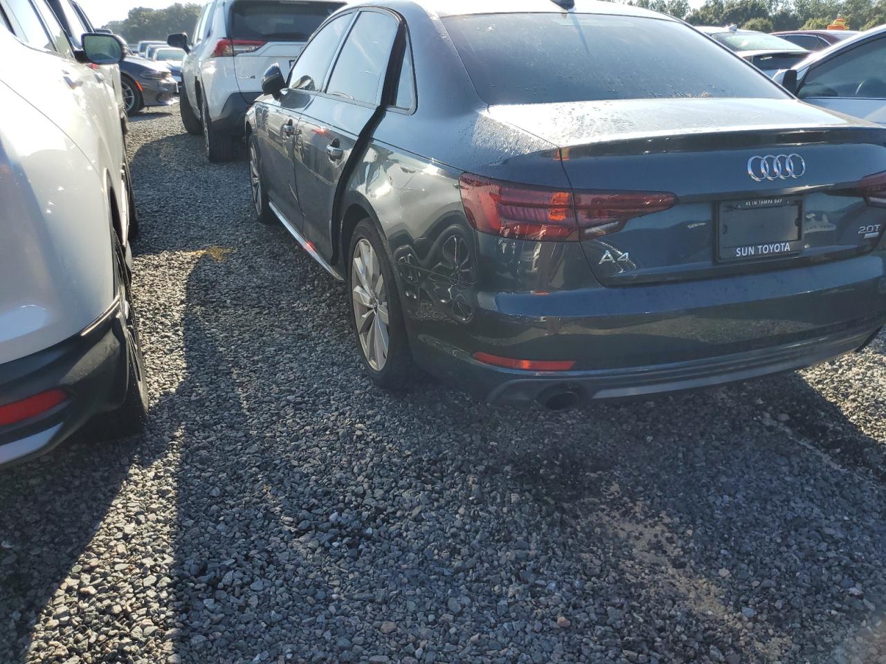 WAUKMBF4XJA009459 2018 AUDI A4 - Image 2