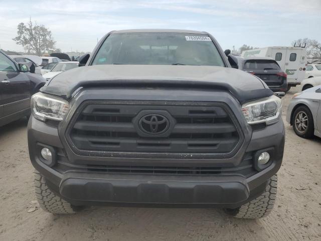  TOYOTA TACOMA 2017 Угольный