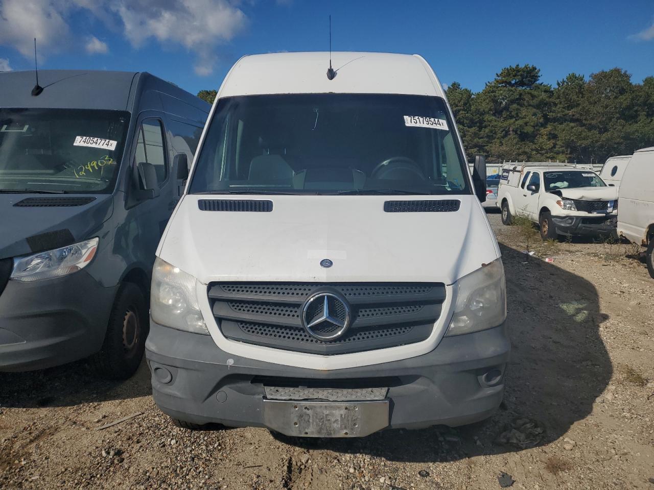 VIN WD3PE8CC1E5858702 2014 MERCEDES-BENZ SPRINTER no.5