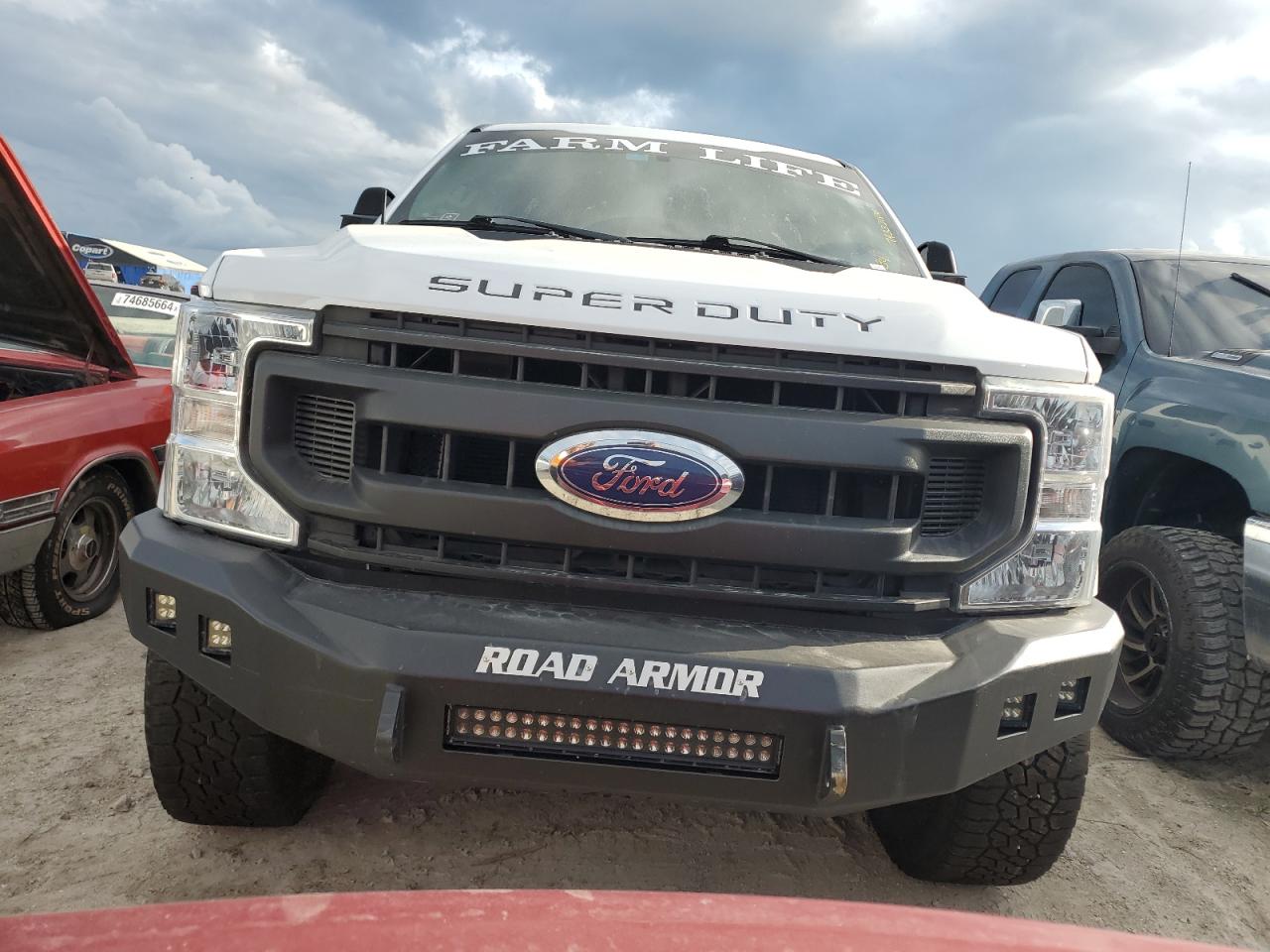 2020 Ford F250 - Image 5