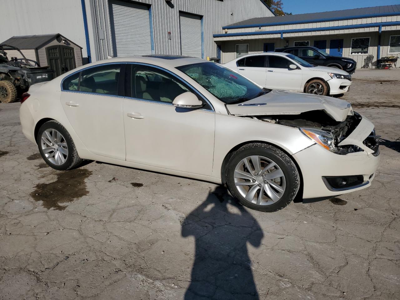 VIN 2G4GK5EX6E9177060 2014 BUICK REGAL no.4