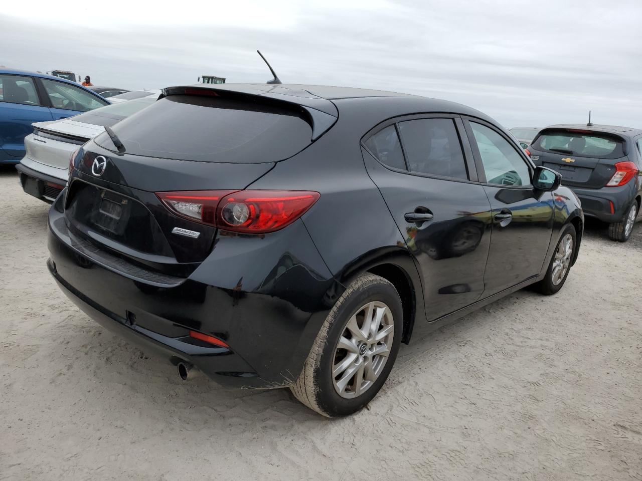 2017 Mazda 3 - Image 3