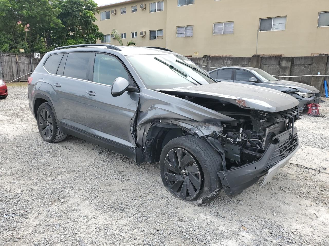 2024 Volkswagen Atlas Se VIN: 1V2WR2CA4RC505999 Lot: 75857264