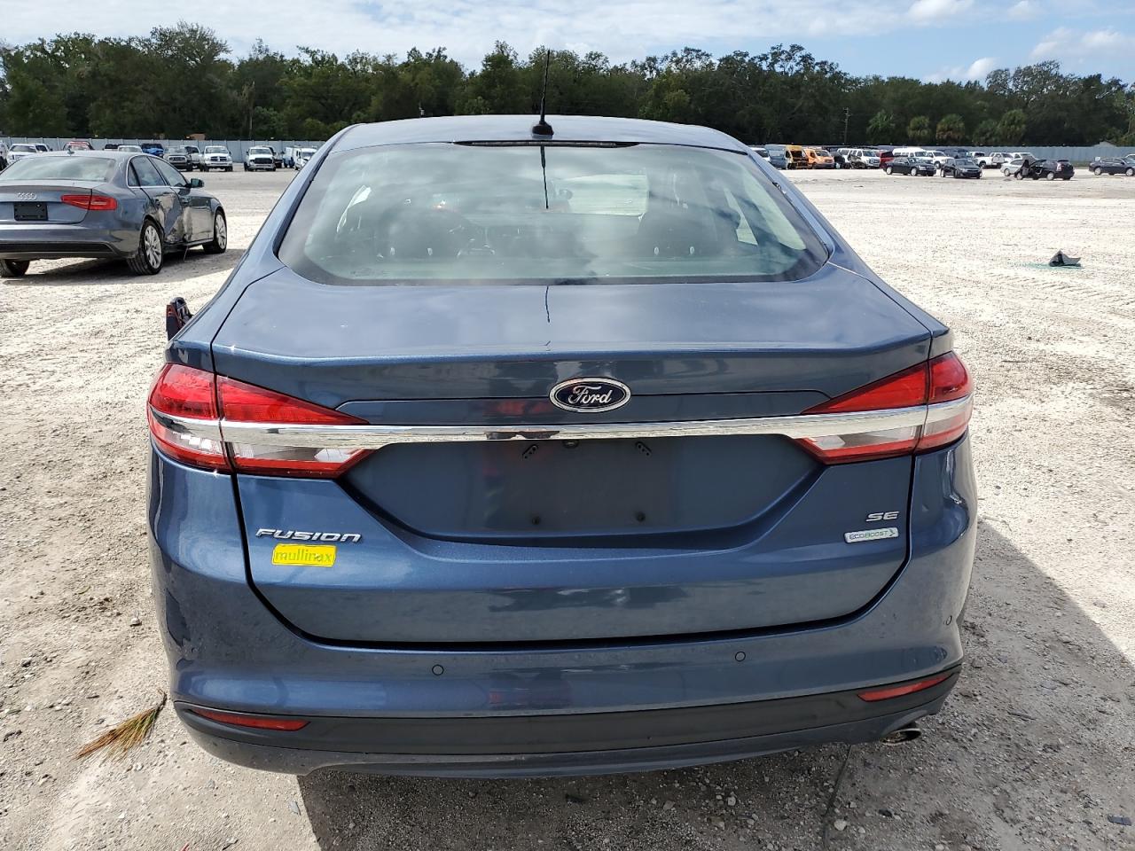 3FA6P0HD7JR210499 2018 Ford Fusion Se