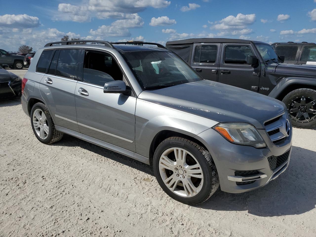 VIN WDCGG5HB7FG429241 2015 MERCEDES-BENZ GLK-CLASS no.4