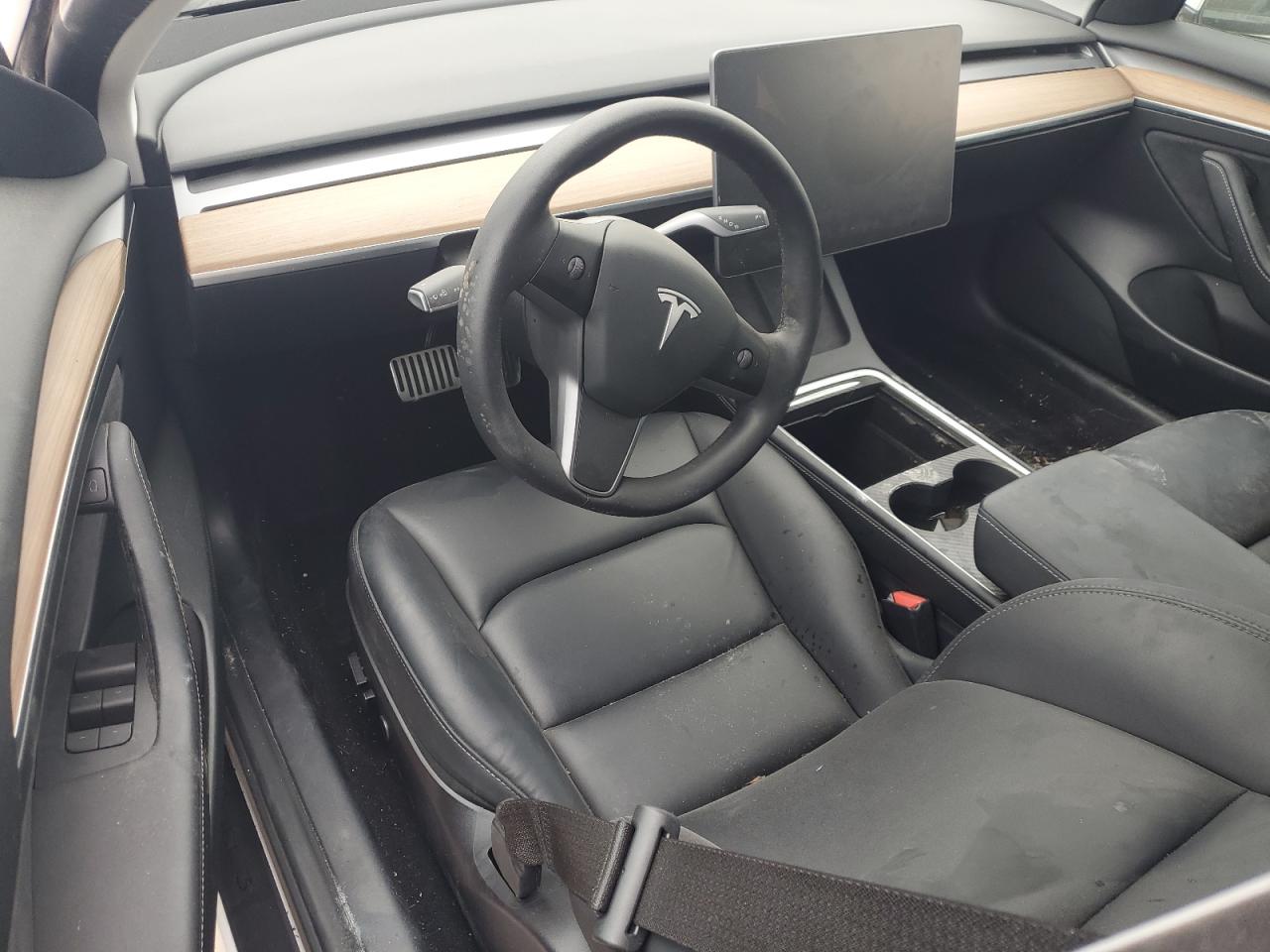 5YJ3E1EA8MF989033 2021 Tesla Model 3